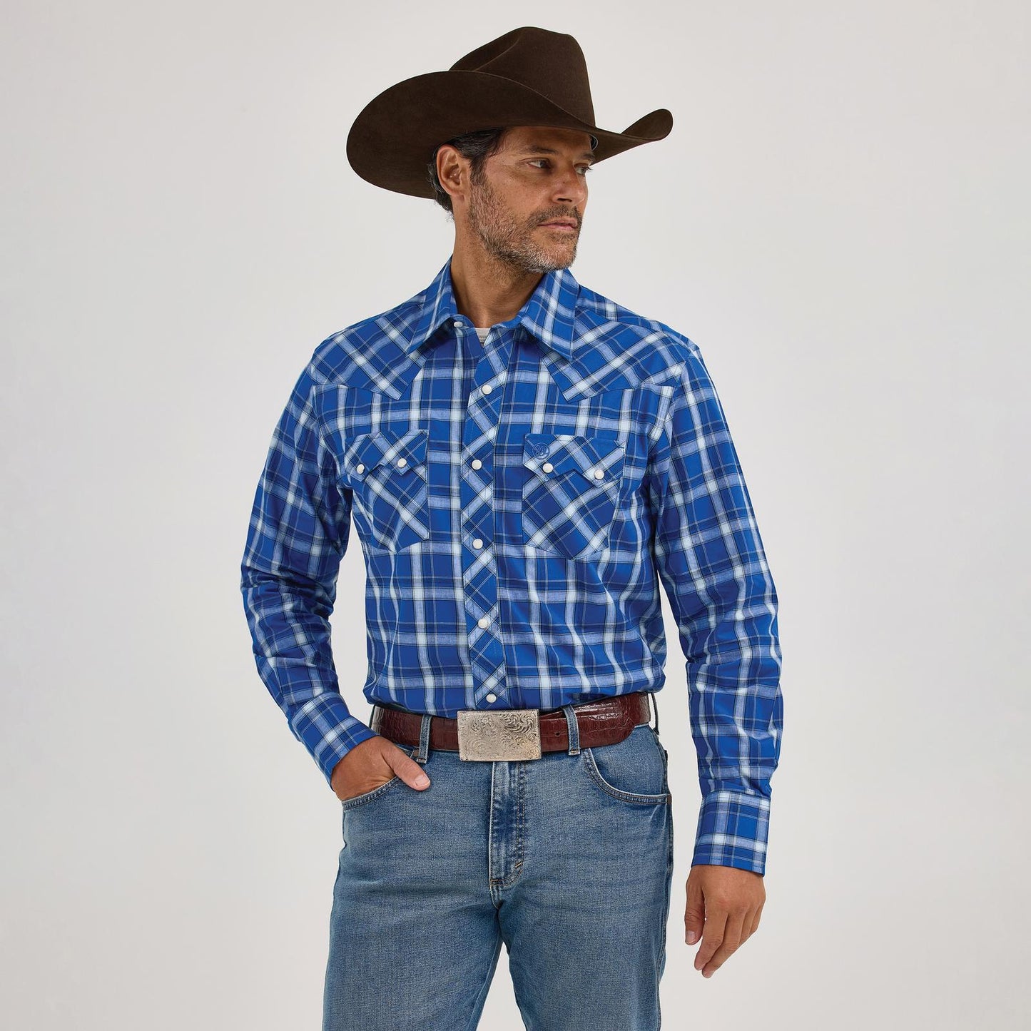 Wrangler Men's Long Sleeve Retro True Blue Plaid Modern Fit Shirt