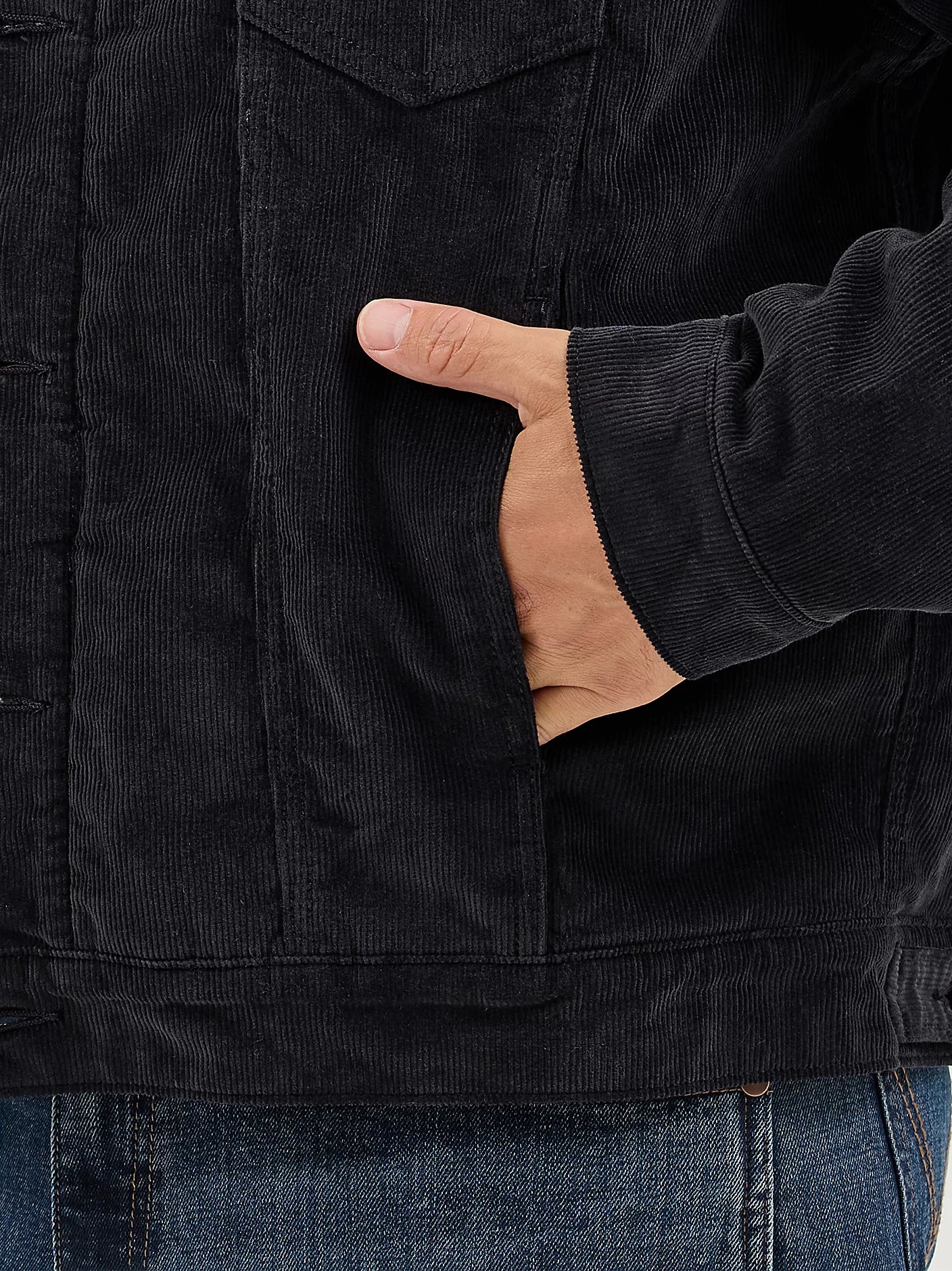 Wrangler Men's Cowboy Cut Sherpa Lined Black Corduroy Jacket