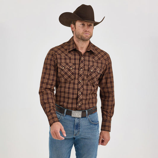 Wrangler Men's Long Sleeve Retro Brown Plaid Modern Fit Shirt