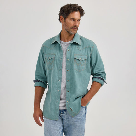 Wrangler Men's Long Sleeve Retro Premium Modern Fit Pine Shirt