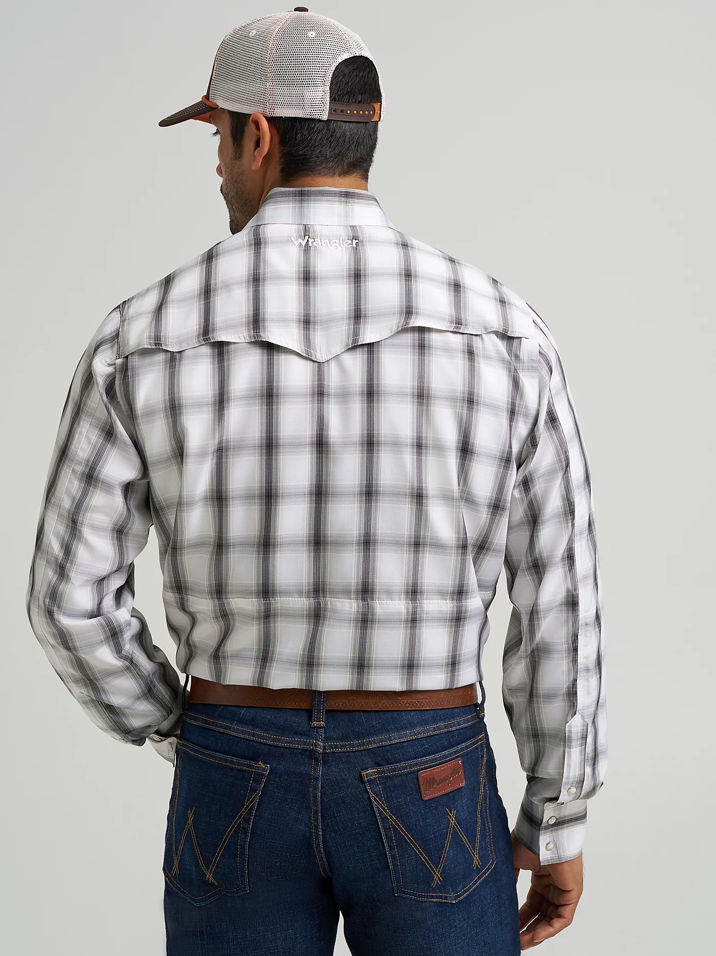Wrangler Men's Performance Snap Long Sleeve Shadow Gray Plaid Shirt