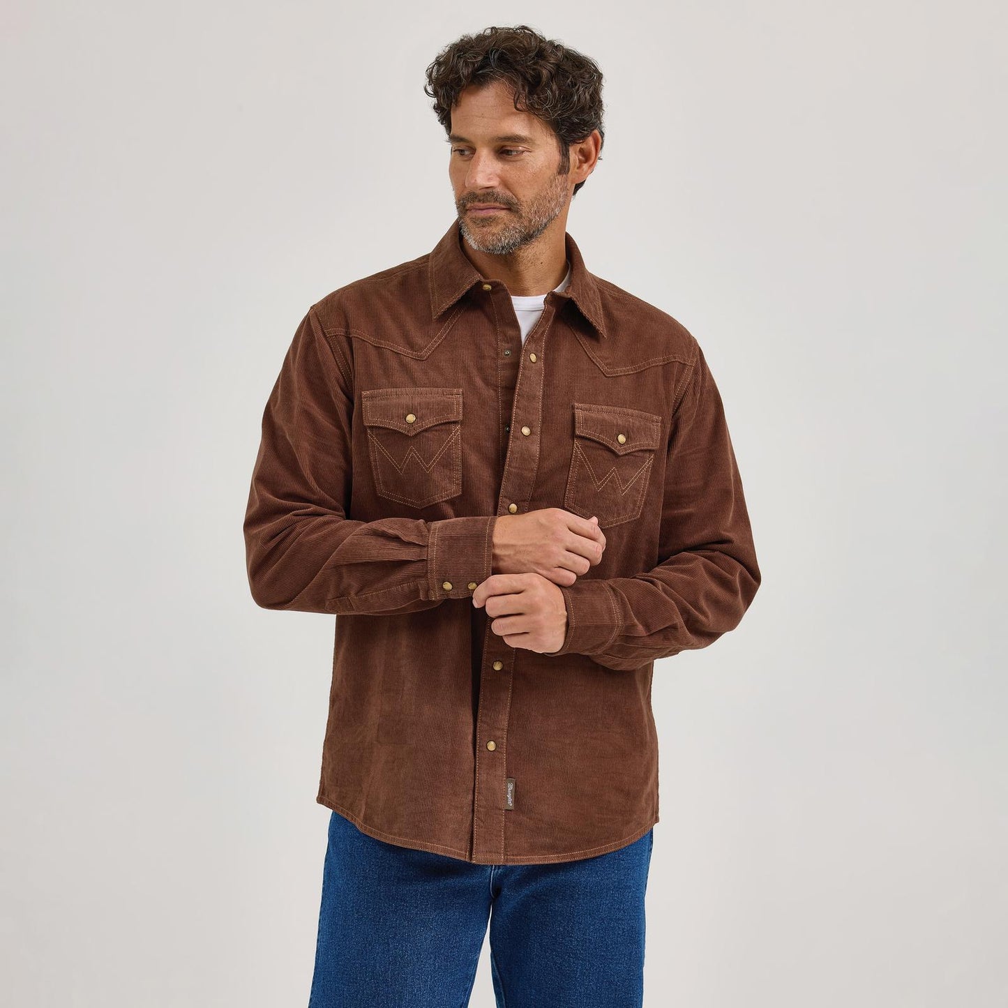 Wrangler Men's Long Sleeve Retro Brown Corduroy Modern Fit Shirt