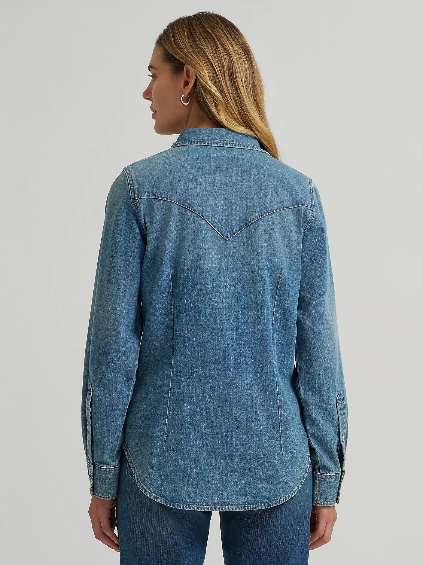 Wrangler Women's Vintage-Fit Denim Western Snap Shirt