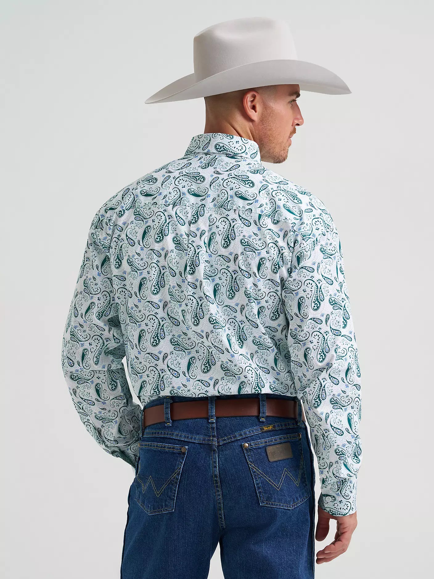 Wrangler Men's George Strait Long Sleeve Button Down One Pocket Paisley Print Shirt