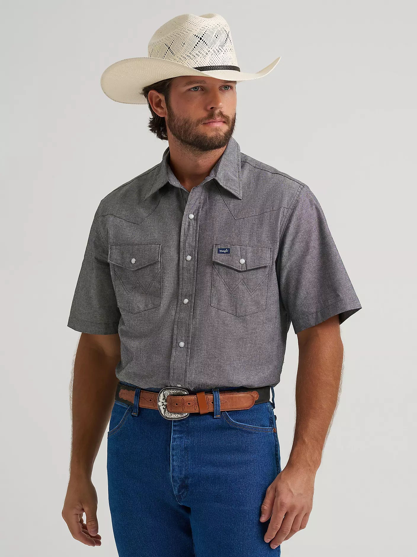 Wrangler Men's Cowboy Cut Short Sleeve Classic Chambray Work Western Shirt