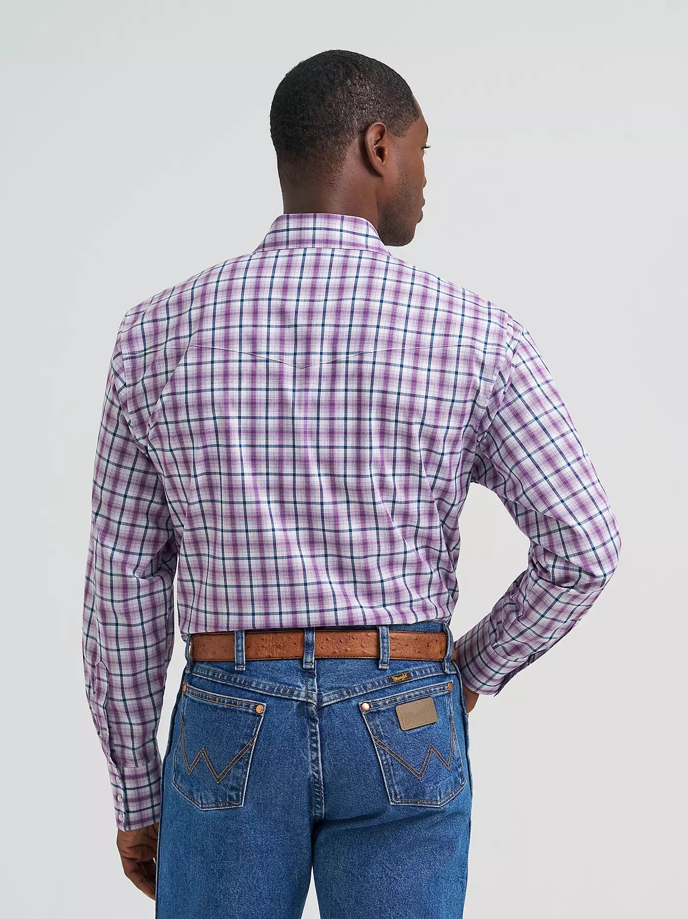 Wrangler Men's Wrinkle Resist Long Sleeve Western Snap Violet Plaid Shirt