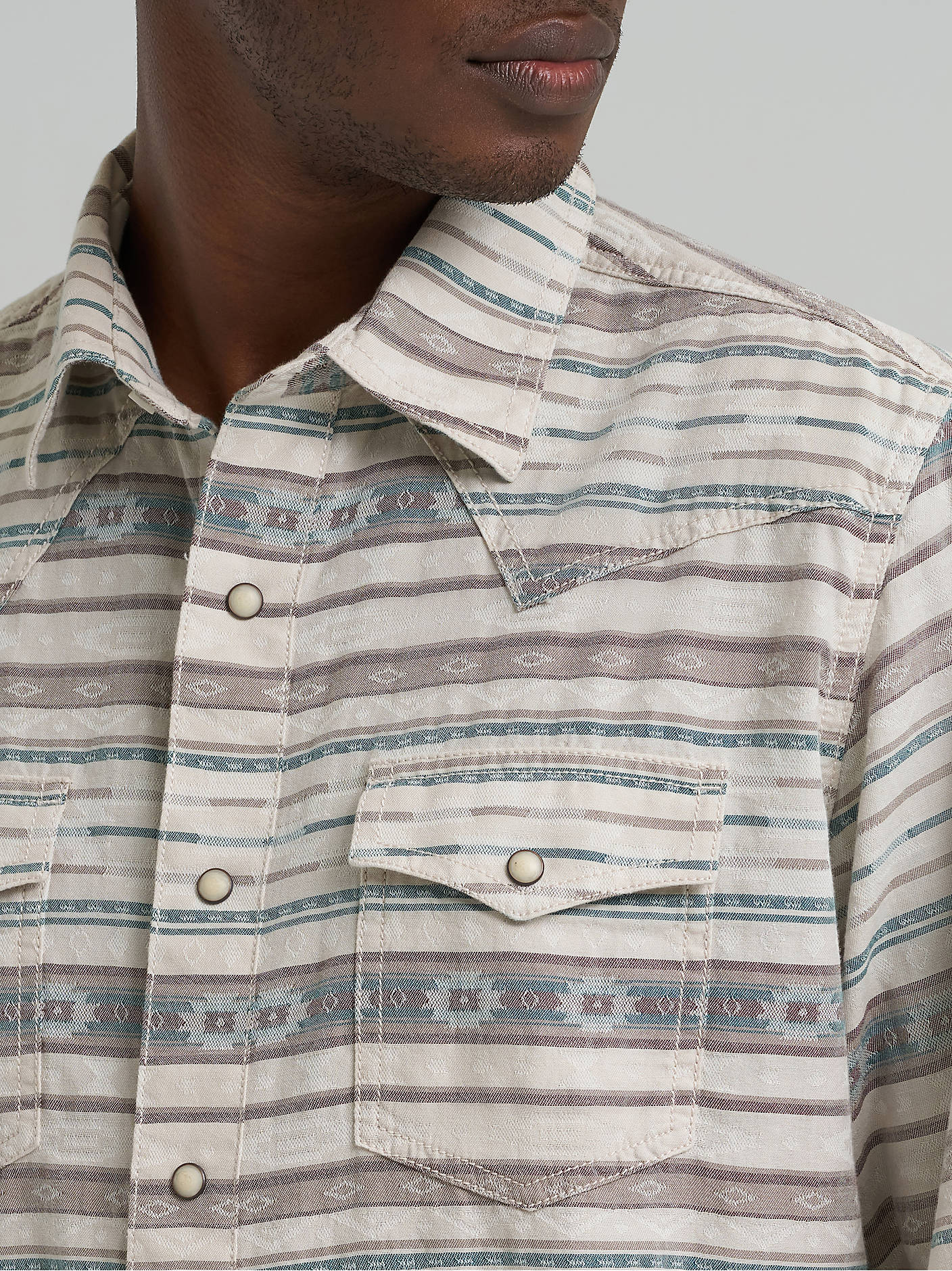 Wrangler Men's Retro Premium Long Sleeve Western Snap Printed Shirt