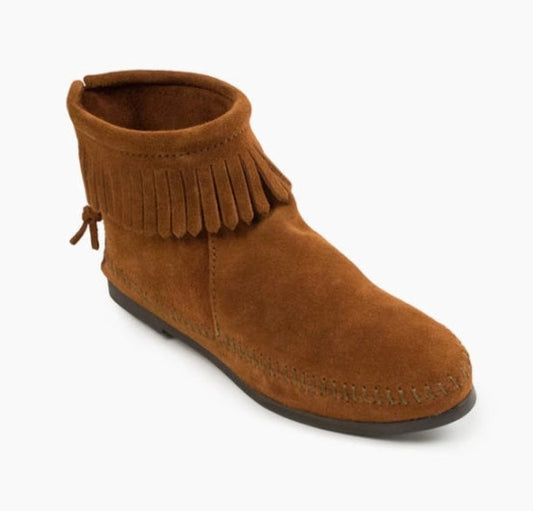 Minnetonka Women's Back Zip Brown Boot with Fringe on Top