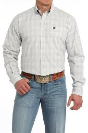 Cinch Men's Long Sleeve Classic Fit Button-Down Plaid Western Shirt