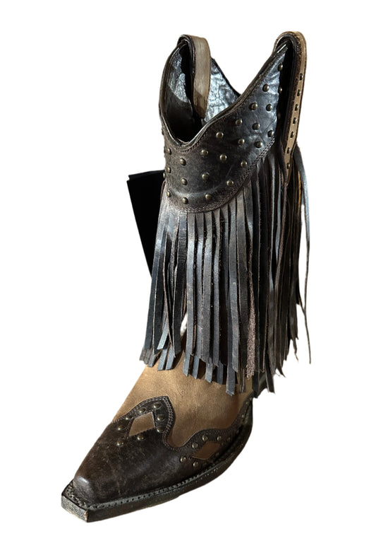 Denver Mountain Women's Snip Toe with Studs & Fringe Boots