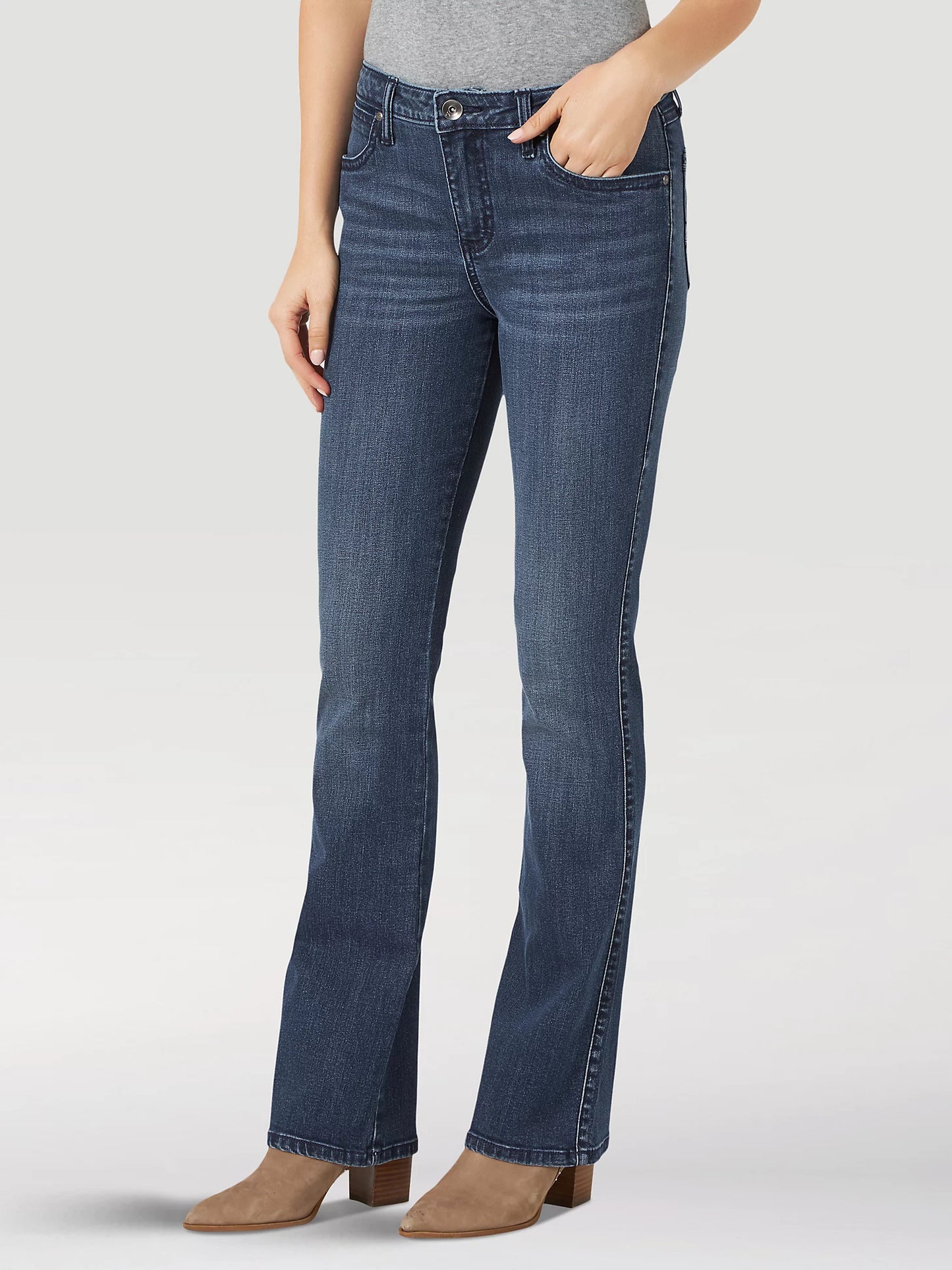 Wrangler Women's Aura Instantly Slimming Jean in Helen