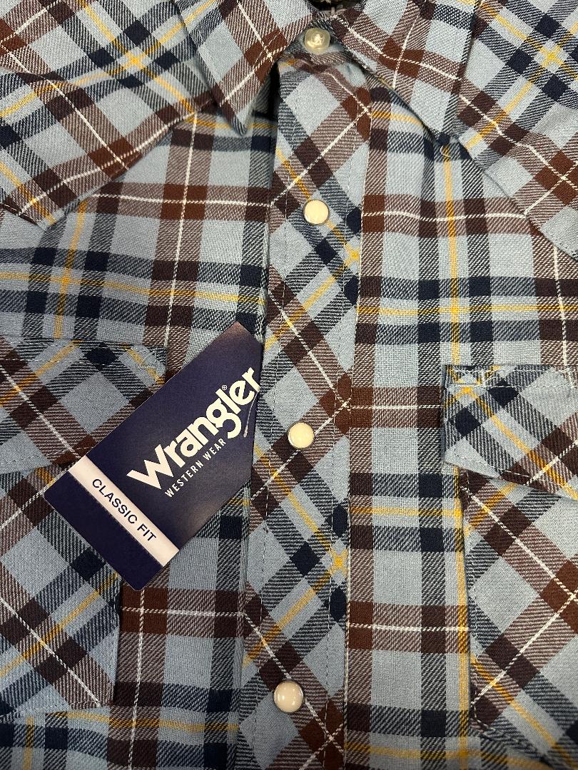 Wrangler Men's Long Sleeve Lined Flannel Shirt